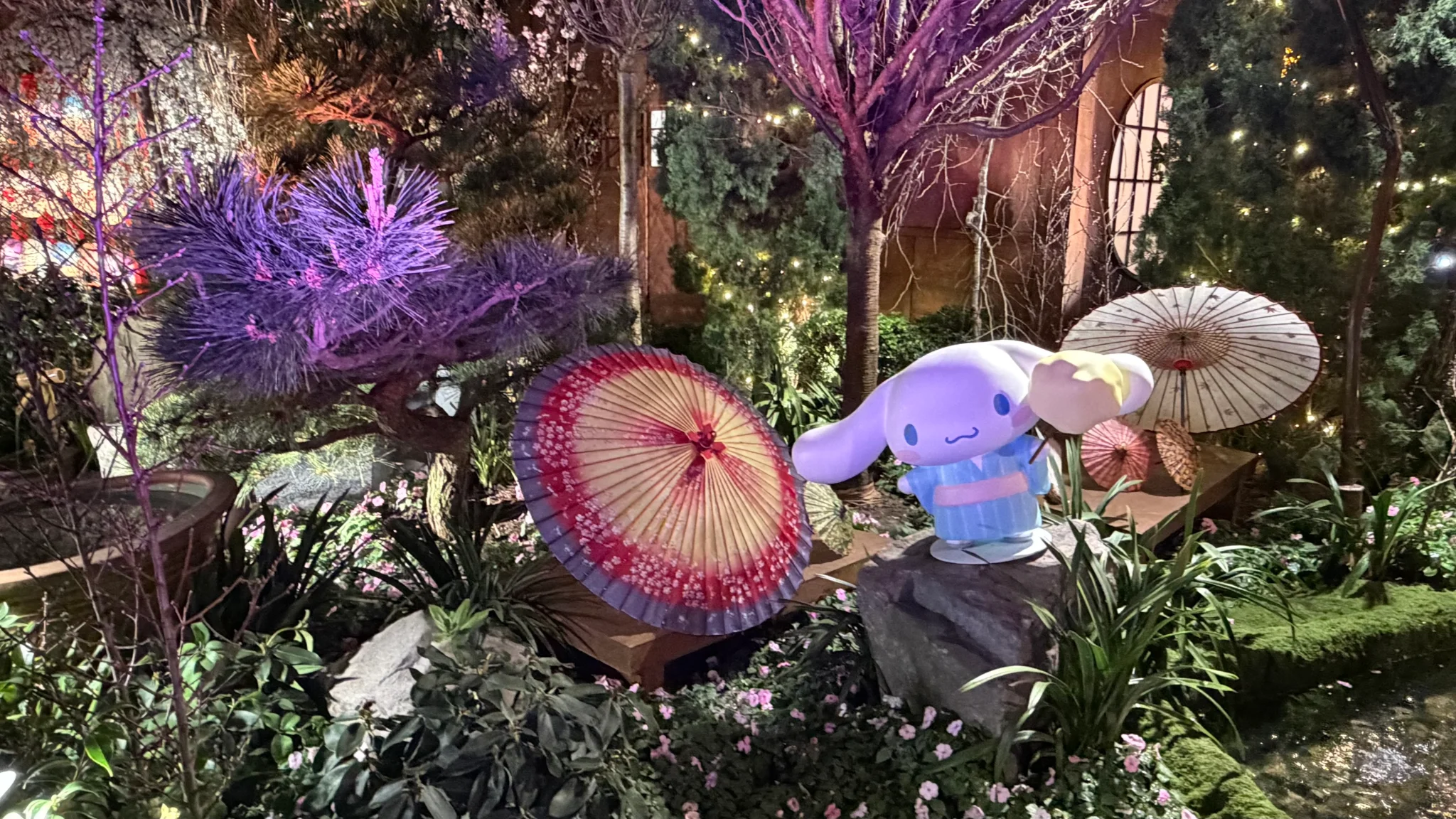 Sakura in Singapore: Hello Kitty & Friends Bloom at Gardens by the Bay
