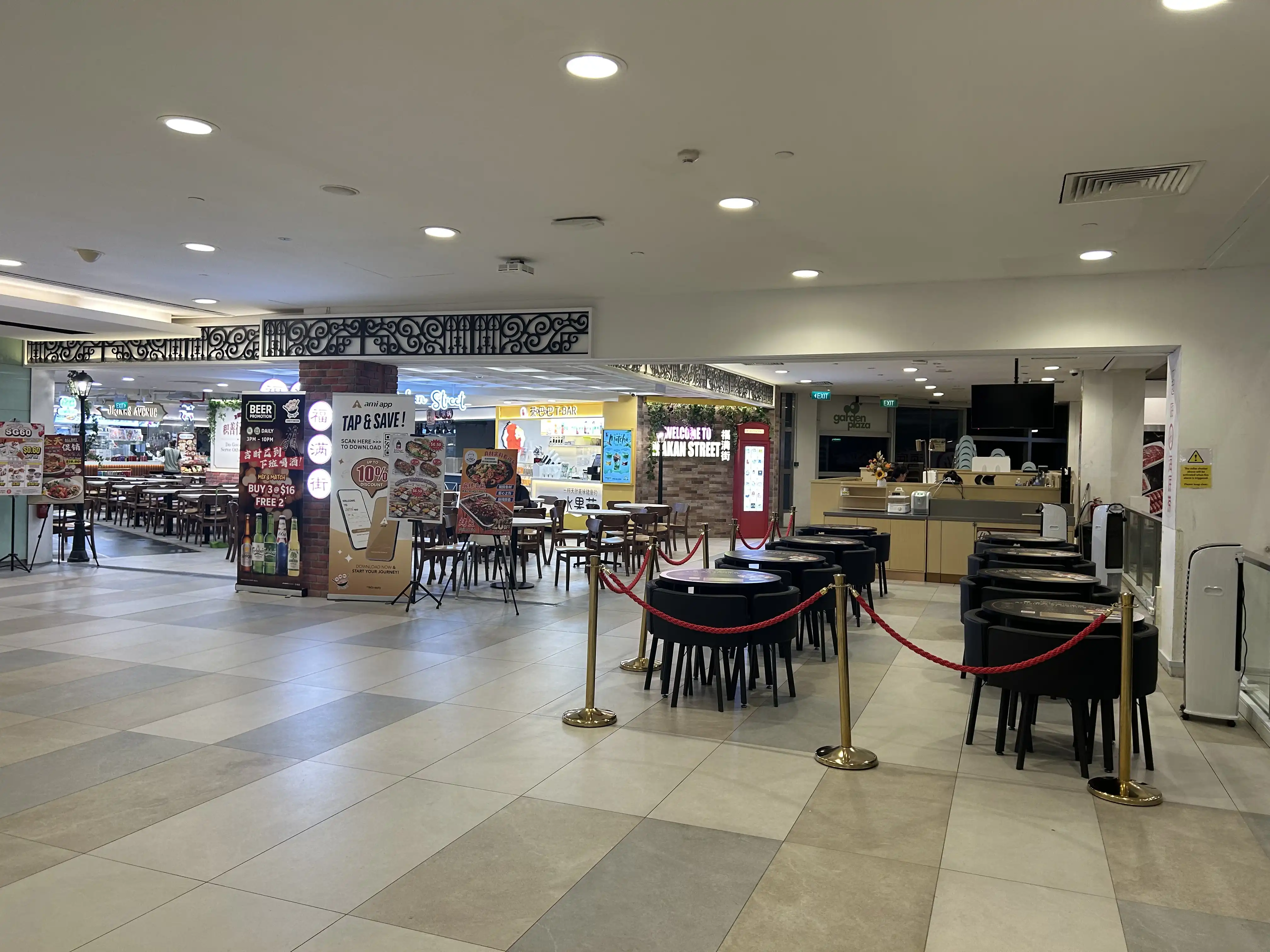 IMM Food Court